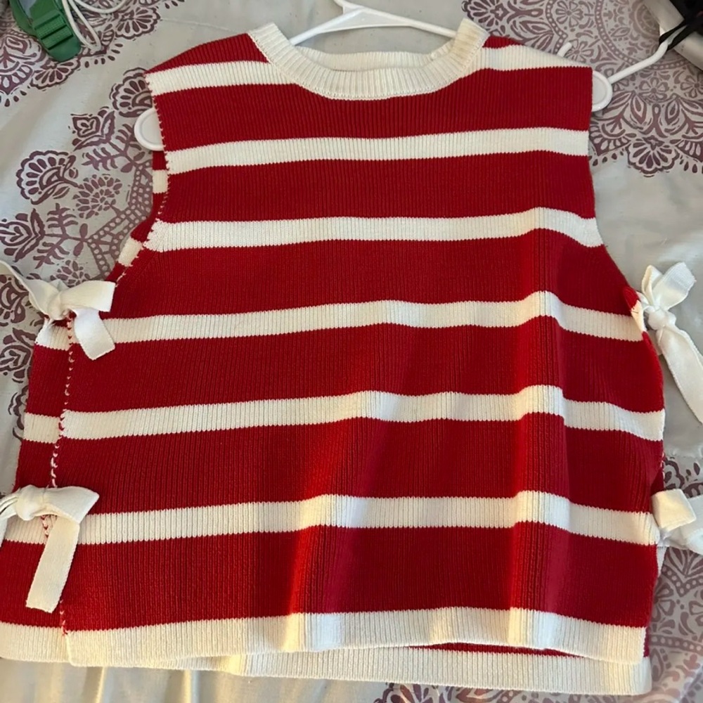 Zenana Outfitters Red and White Striped Blouse